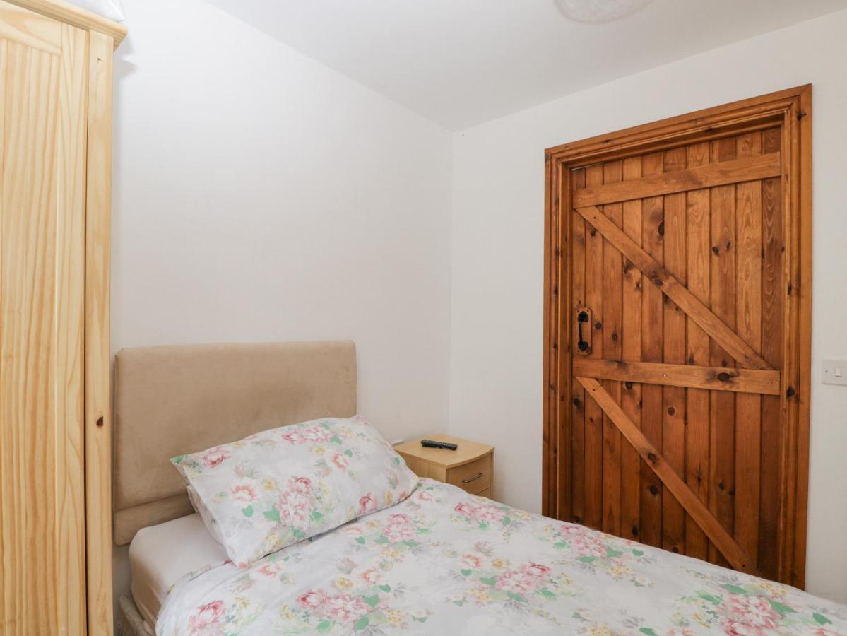 Penrose Cottage Gilwern エクステリア 写真