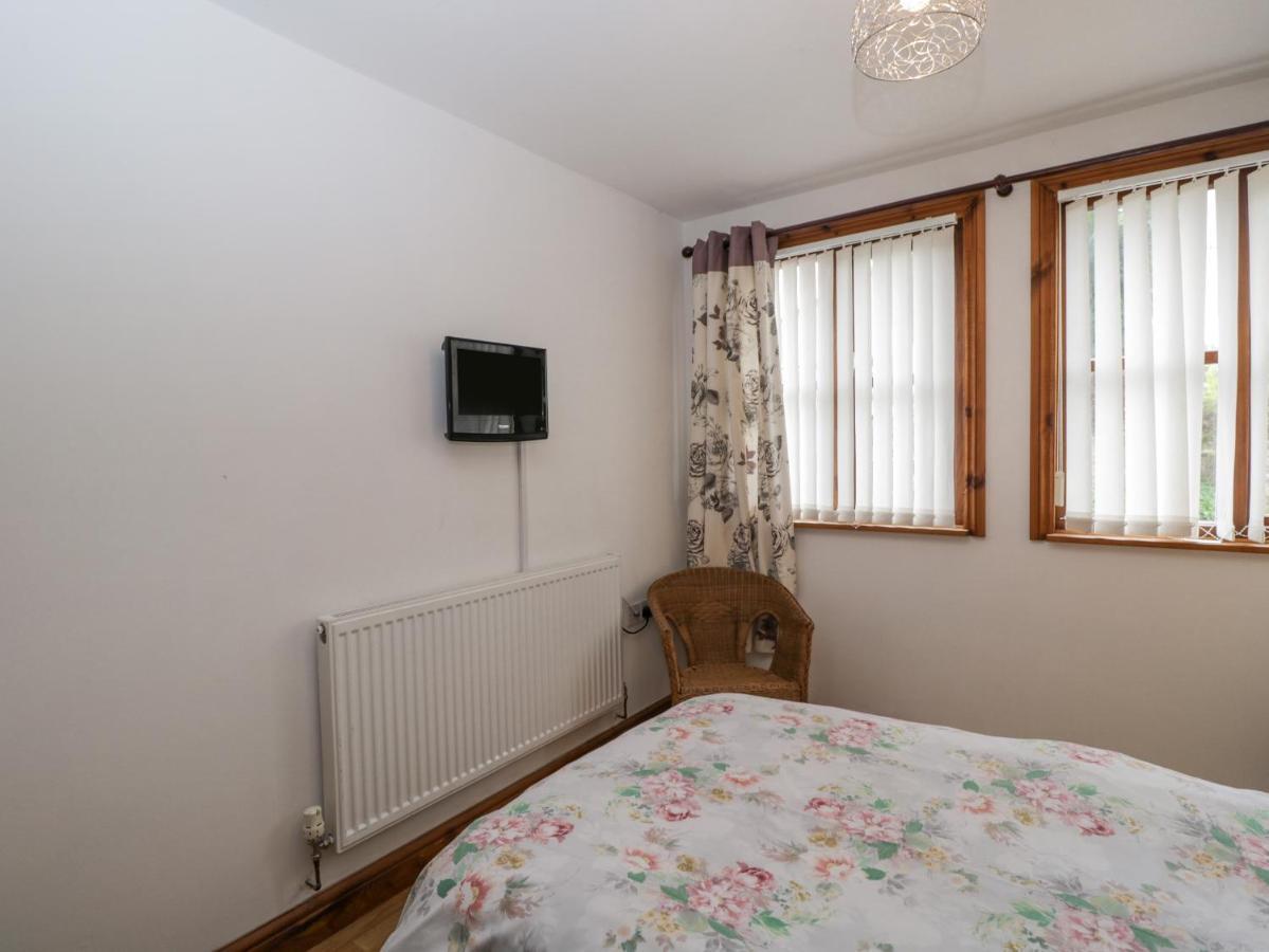 Penrose Cottage Gilwern エクステリア 写真